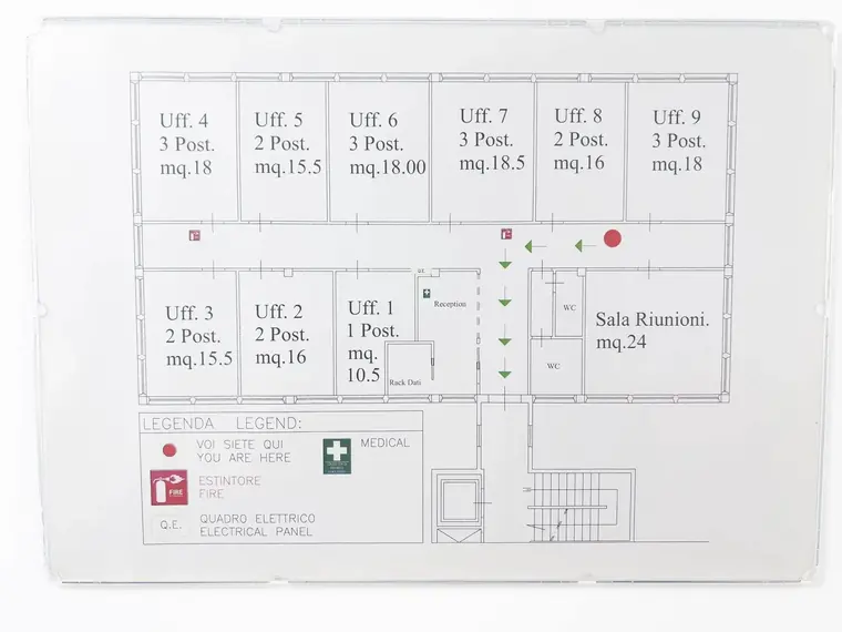 Planimetria del piano con la numerazione degli uffici e la sala riunioni